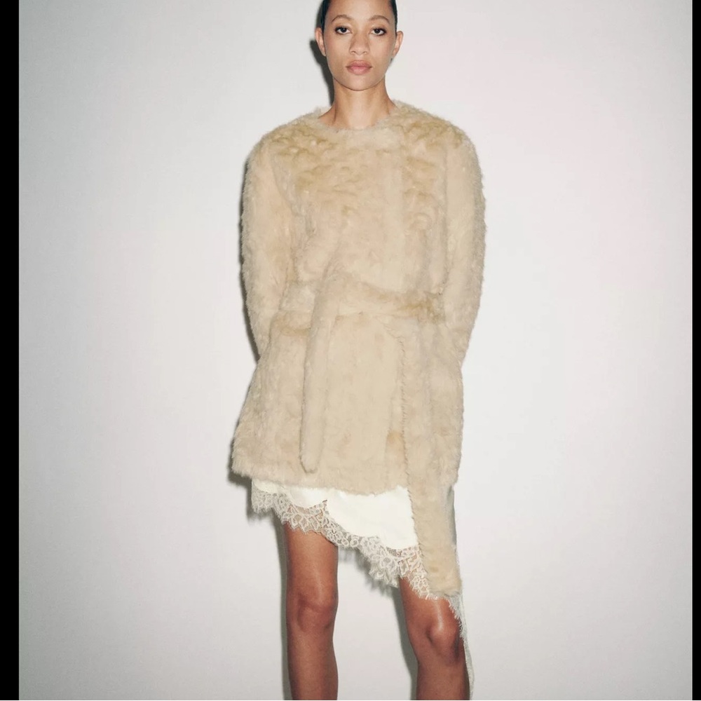 ZARA FAUX FUR BELTED COAT ZW COLLECTION 8490/240 ECRU